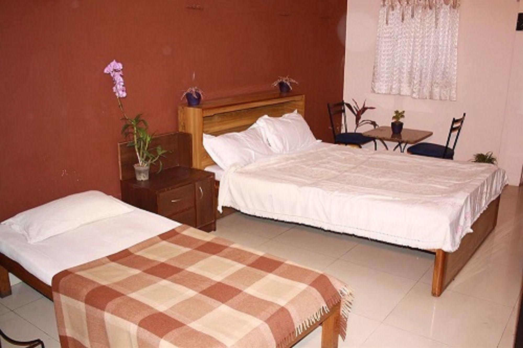 Minerva Residency Hotell Bangalore Eksteriør bilde